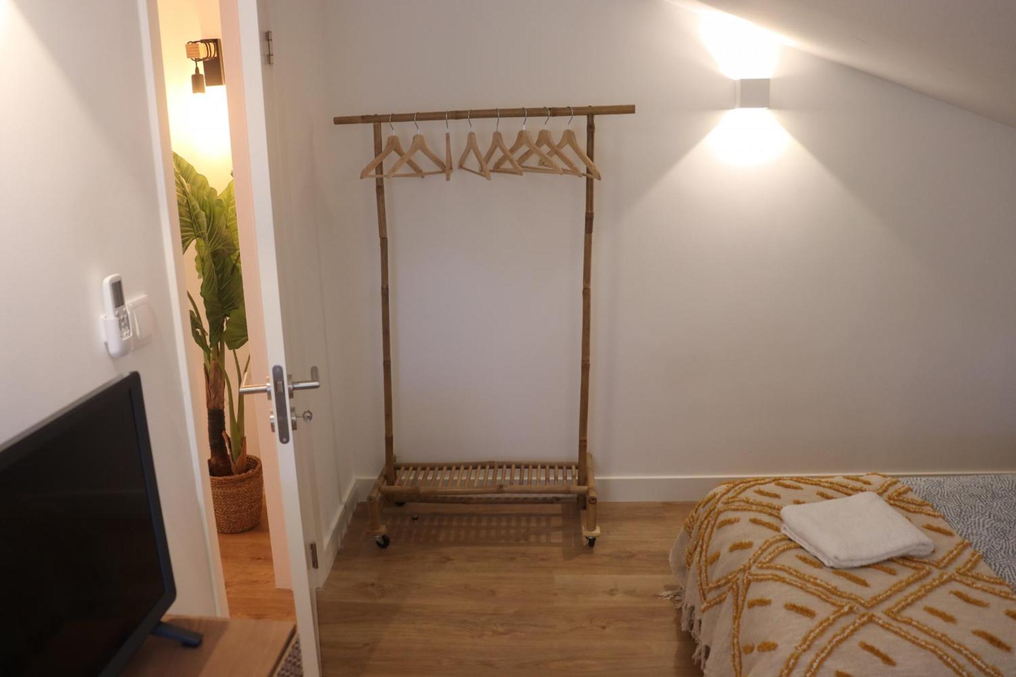 Lisbon, T2 Renewed Duplex With River View, Beato, Lisbon Bagian luar foto