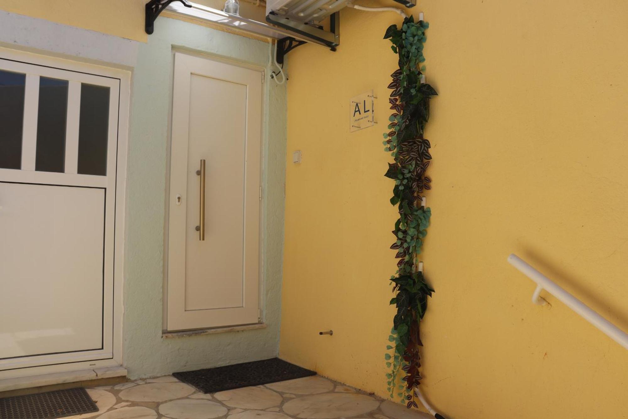 Lisbon, T2 Renewed Duplex With River View, Beato, Lisbon Bagian luar foto